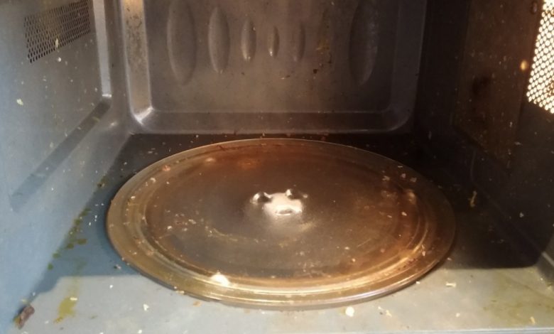 Minha Mãe Me Ensinou Este Truque Para Limpar Seu Micro-ondas em Apenas 2 Minutos Sem Esforço. Veja Como Funciona Minha Mãe Me Ensinou Este Truque Para Limpar Seu Micro-ondas em Apenas 2 Minutos Sem Esforço. Veja Como Funciona