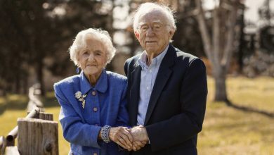 Eu quero viver o suficiente para ver aquela menina.’: Uma mulher de 92 anos desafia as probabilidades para conhecer sua xará
