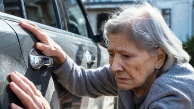 “Os filhos levaram a mãe de 80 anos para um asilo. ‘Você está nos atrapalhando!’ Mas, assim que ela cruzou a porta, algo inacreditável aconteceu…”