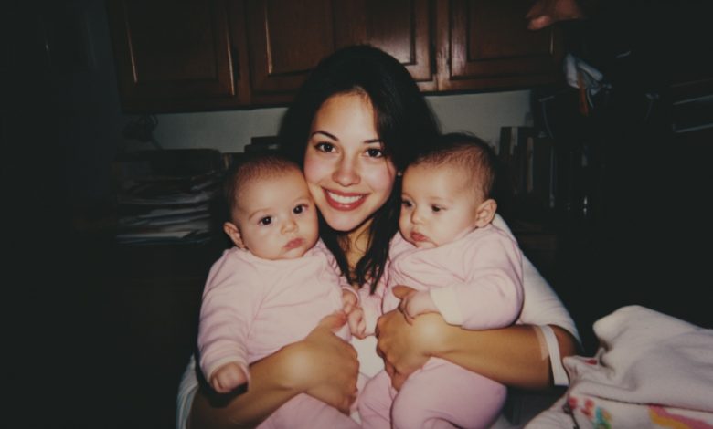 Meu marido me expulsou de casa com os gêmeos recém-nascidos. E 15 anos depois, ele voltou com um pedido que me deixou sem palavras