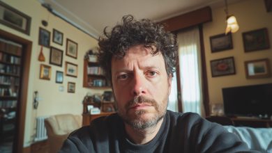 Quando minha esposa herdou um apartamento, ela logo saiu de casa. Achei que havia outro homem em sua vida e decidi ligar secretamente para nossa filha para descobrir tudo