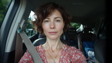 Um vizinho pediu o meu carro para ir às compras e, duas horas depois, a polícia ligou-me dizendo: «Tem problemas. Não faça nada imprudente»…