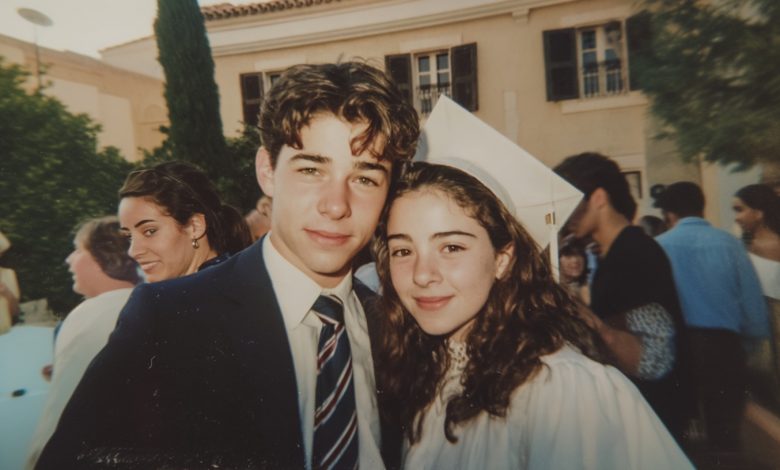 Meu amor de escola me entregou uma nota no baile de formatura há 14 anos — eu só a li agora
