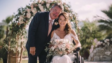 Adotei uma menina em uma cadeira de rodas. E 23 anos depois, no casamento dela, uma desconhecida se aproximou de mim e disse: “Você nem imagina o que ela está escondendo de você”…