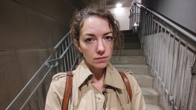 Na manhã de domingo, ouvi a campainha. Na porta estava uma mulher. Tranquila, composta, como se tivesse se preparado para esta conversa. E logo disse: “Desculpe… preciso lhe contar algo sobre o seu marido…”