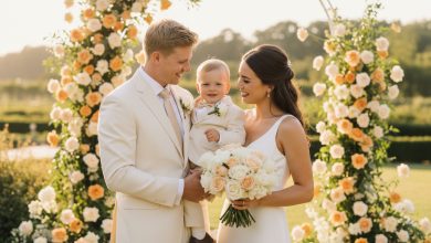 A Mãe me Renegou por me Casar com uma Mãe Solteira. Três Anos Depois, Ela Veio à Nossa Casa — e Começou a Chorar