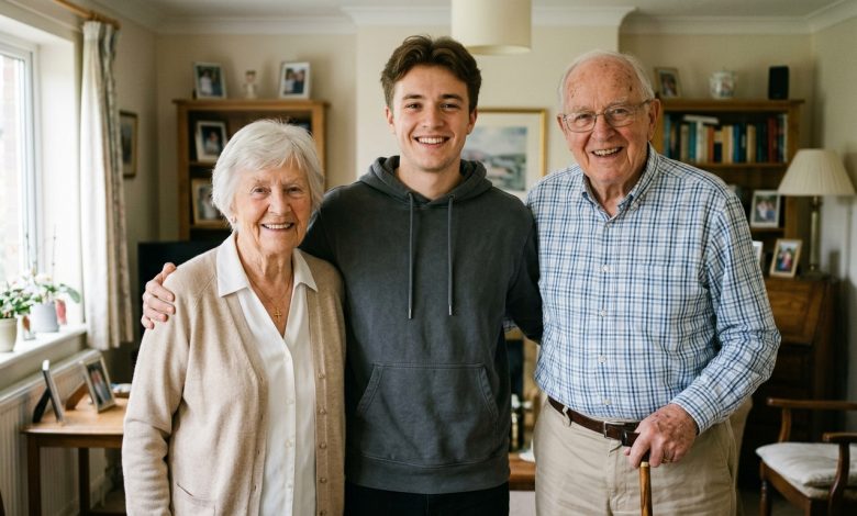 Tornei-me mãe aos 56 anos quando um bebê foi abandonado na minha porta — 23 anos depois, uma estranha apareceu com uma caixa e disse: “Veja o que seu filho está escondendo de você”