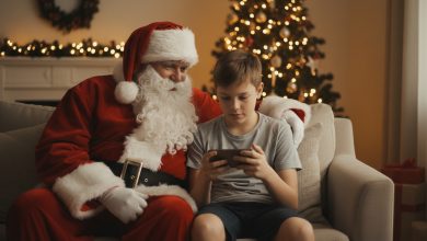 Eu contratei um homem para interpretar o Papai Noel para o meu filho — e notei que ele tinha uma marca de nascença igual à do meu filho