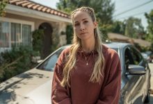 Meu marido disse que a mãe dele merece sentar no banco da frente mais do que eu — eu dei-lhe uma lição