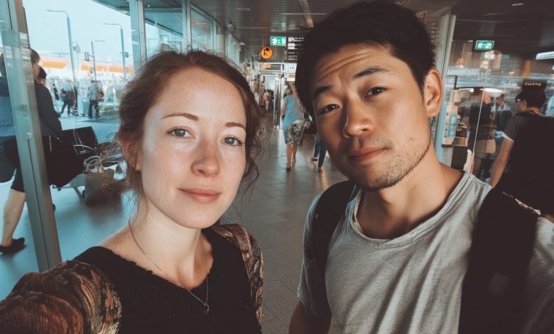 A filha voltou do Japão com seu noivo japonês, e o primeiro jantar em família ameaçou nossas relações… A filha voltou do Japão com seu noivo japonês, e o primeiro jantar em família ameaçou nossas relações…