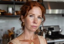 Encontrei um brinco de outra mulher no carro do meu marido e fiquei em silêncio. Seis meses depois, ele parou de se esconder e disfarçar, e naquela manhã eu decidi por uma ação que  eu temia mais que tudo…