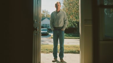 Meu pai expulsou a mim e minha mãe de casa para viver com sua amante, e 20 anos depois ele quis se apoderar da minha herança. Foi então que mostrei a ele como a traição realmente pode sair caro…