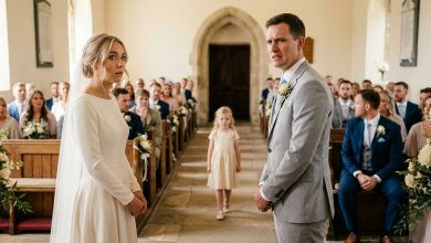 Bem durante a cerimônia de casamento, uma menina entrou no salão e foi em direção ao meu noivo.]]