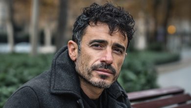 A esposa foi embora para ficar com o amante, levando tudo. Um mês depois, a vida lhe cobrou um preço