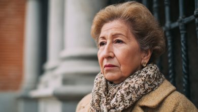 Minha filha me convidou para um almoço de domingo e disse que precisávamos conversar. O marido dela e a mãe dele também estavam à mesa. O que ouvi me fez levantar e sair sem dizer uma palavra.