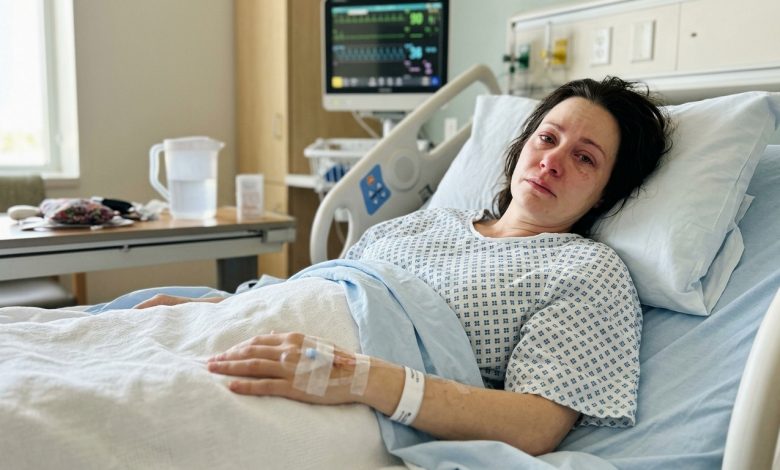 Meu marido decidiu tirar tudo de mim depois de eu ter salvado a vida dele. Mas minha filha disse ao juiz: «Posso mostrar algo do que minha mãe não sabe?»