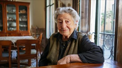 Já Haviam Escolhido Minha Lápide — Então Chamei Meu Advogado e Convidei Todos para uma Reunião