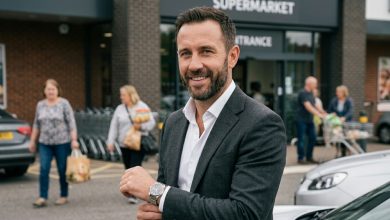 Meu ex-marido, que era caixa, de repente começou a dirigir um carro esportivo e a se vestir com roupas de grife — eu descobri que esse dinheiro pertencia a mim