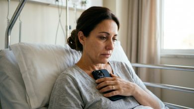 Eu estava deitada depois da cirurgia, com um soro no braço, quando meu marido escreveu: quando é que você recebe alta? Em casa não tem nada para comer — 18 anos de casamento, e eis aí o cuidado dele