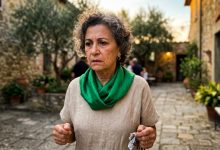 Meu irmão me pediu para assinar uma procuração do apartamento da nossa mãe — e, quando a tabeliã explicou o que estava escrito ali, eu fiquei sem palavras